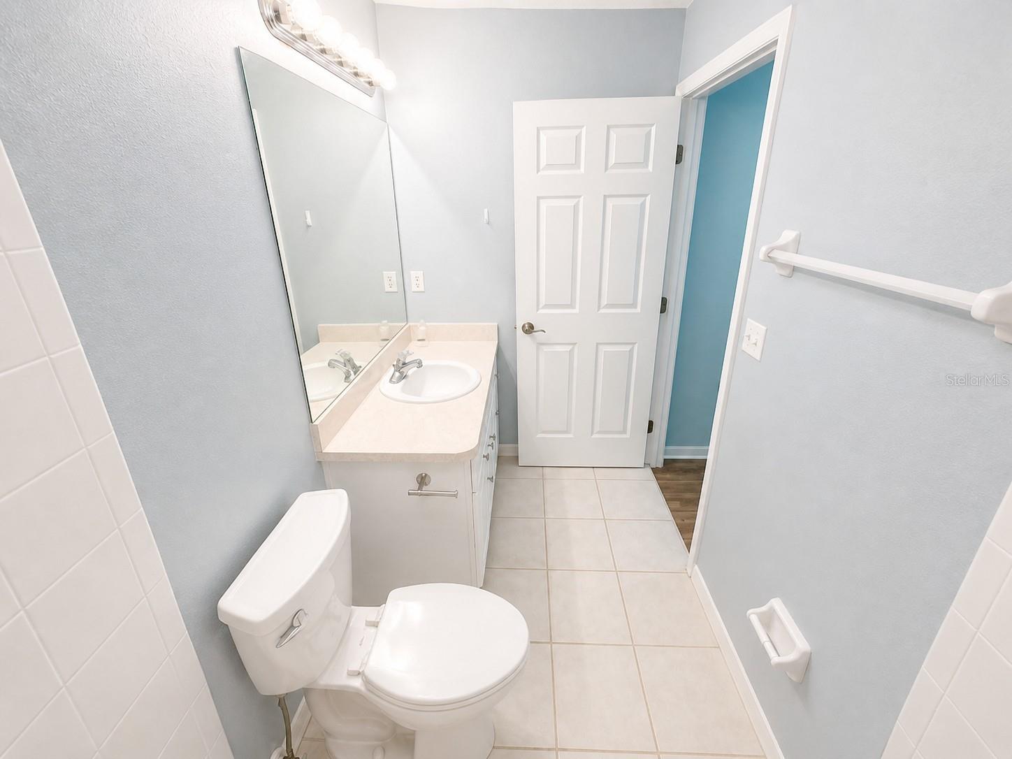 CHANNEL BAY CONDO - Residential