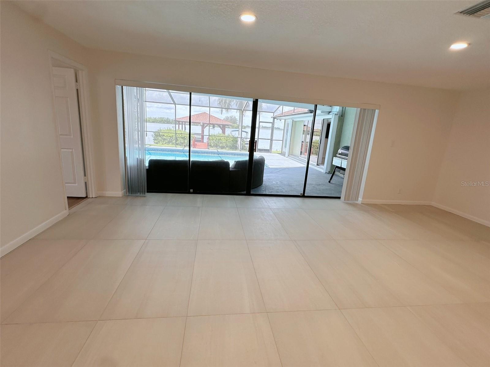 BANANA RIVER DRIVE SUB - Residential