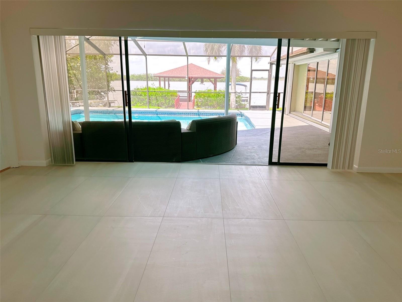 BANANA RIVER DRIVE SUB - Residential