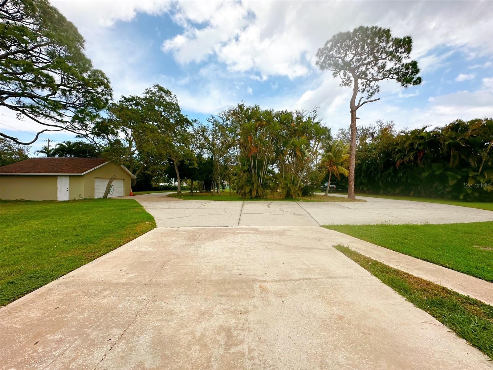 BANANA RIVER DRIVE SUB - Residential