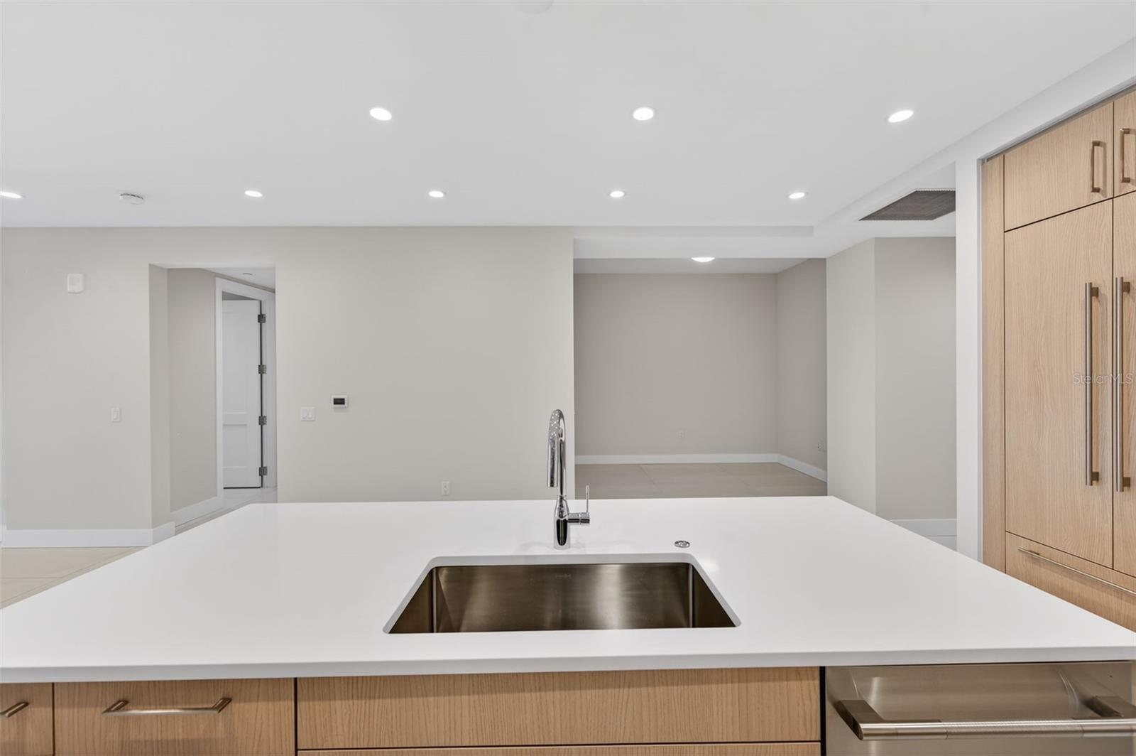 ART HOUSE - Residential Lease