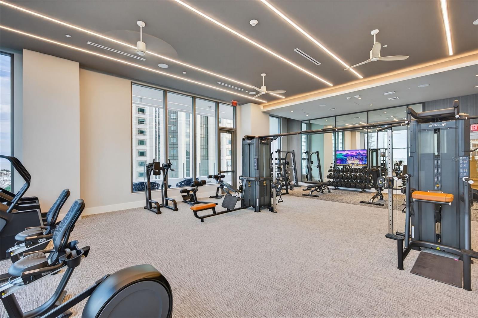 ART HOUSE - Residential Lease