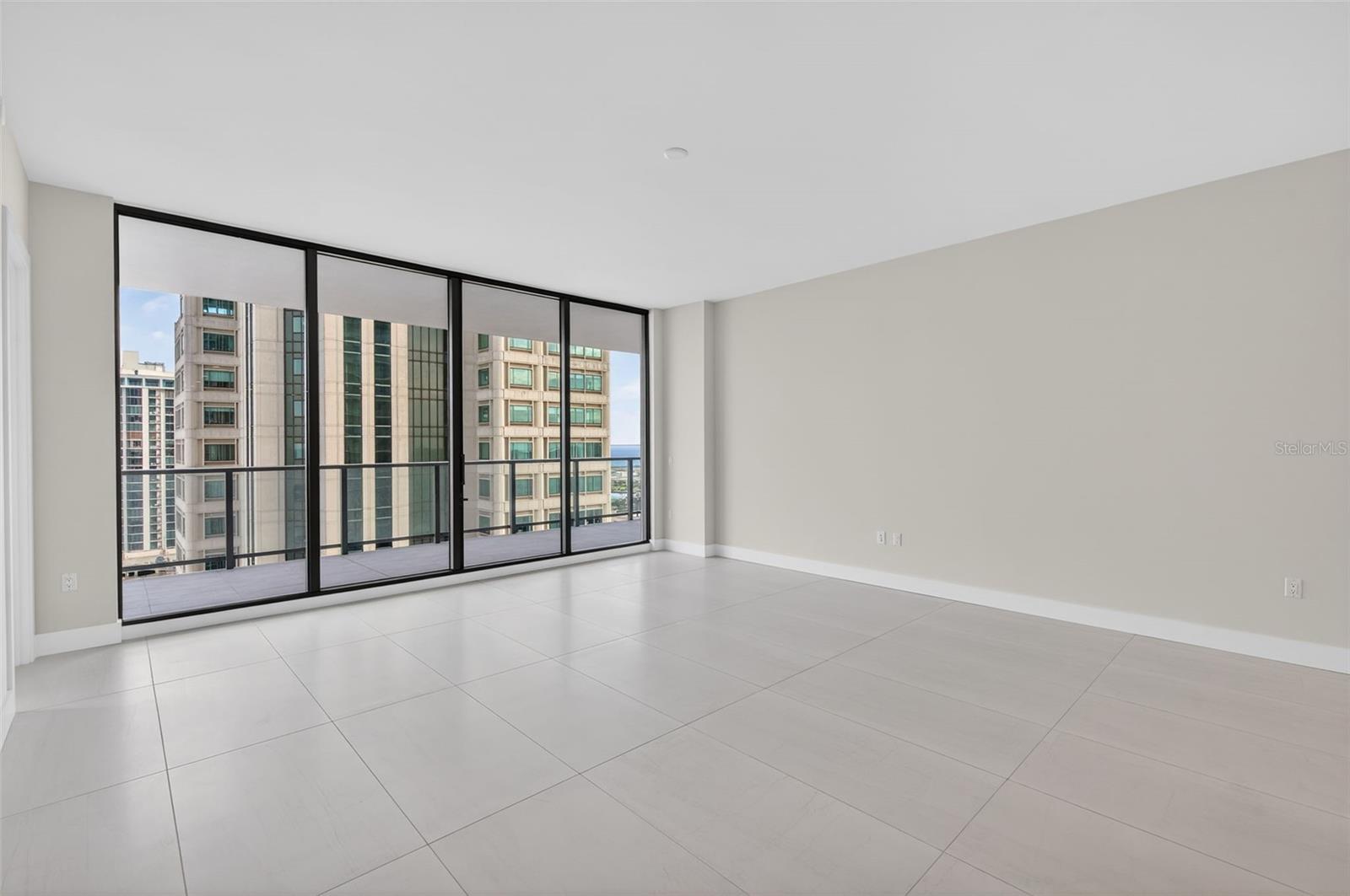 ART HOUSE - Residential Lease