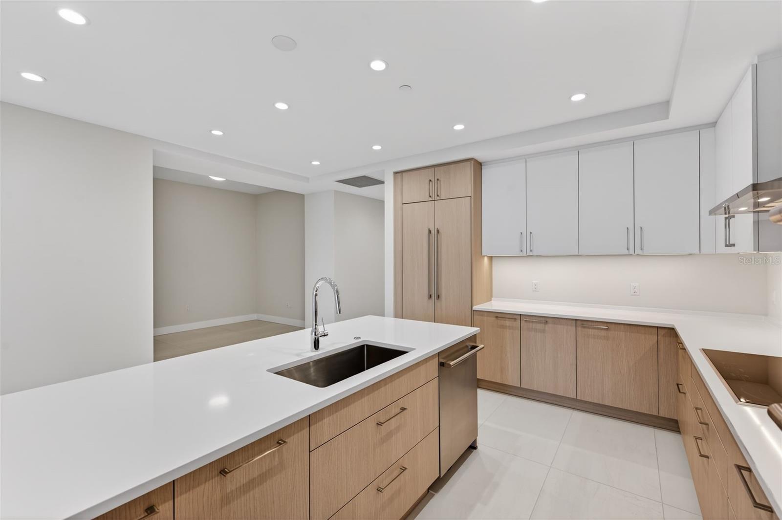 ART HOUSE - Residential Lease