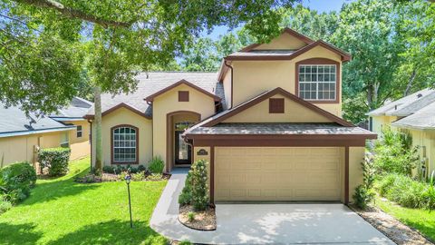 A home in LAKE MARY