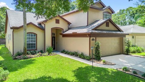 A home in LAKE MARY