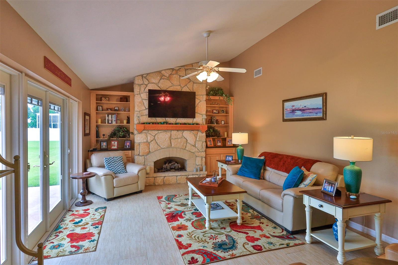 Florida Shores 01 - Residential