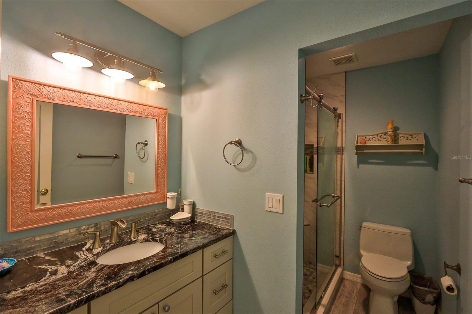 Florida Shores 01 - Residential