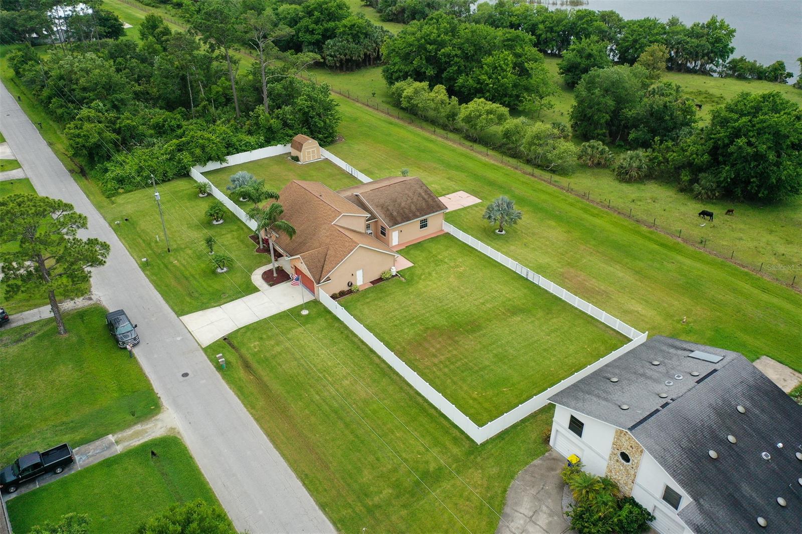 Florida Shores 01 - Residential