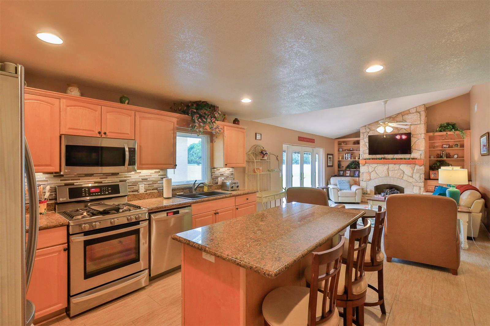 Florida Shores 01 - Residential