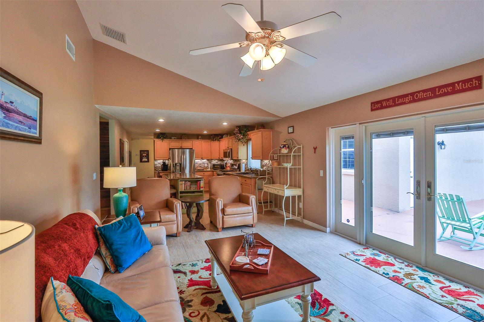 Florida Shores 01 - Residential