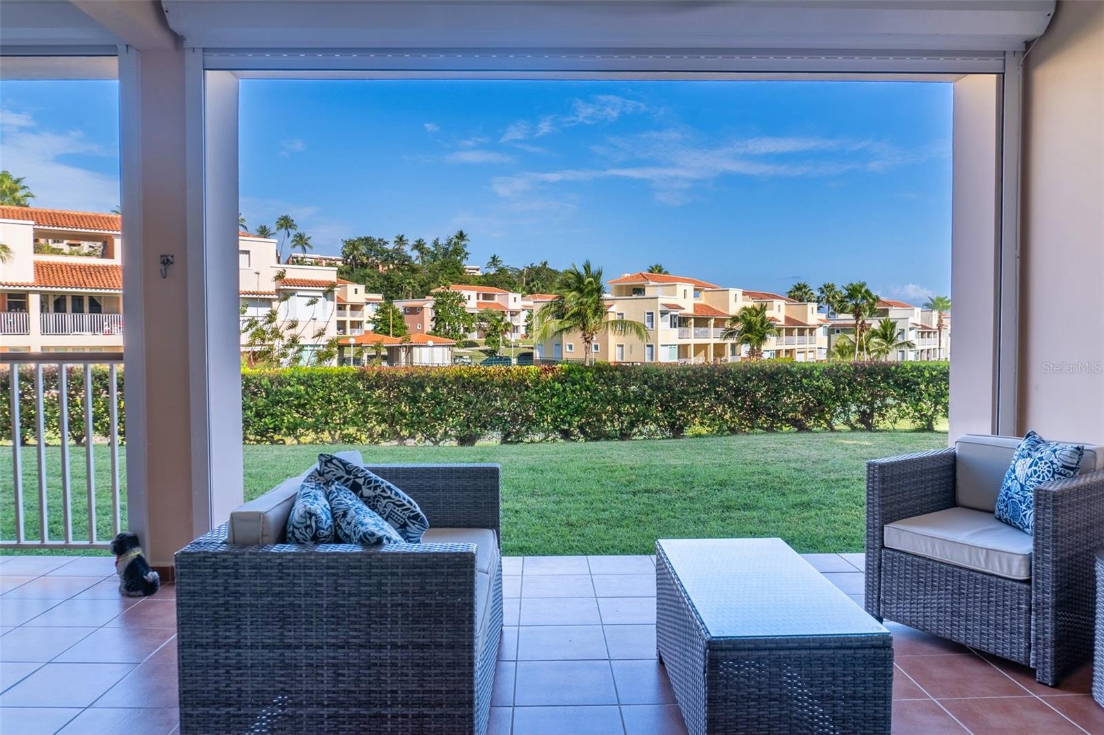 HARBOUR LAKES - Residential Lease