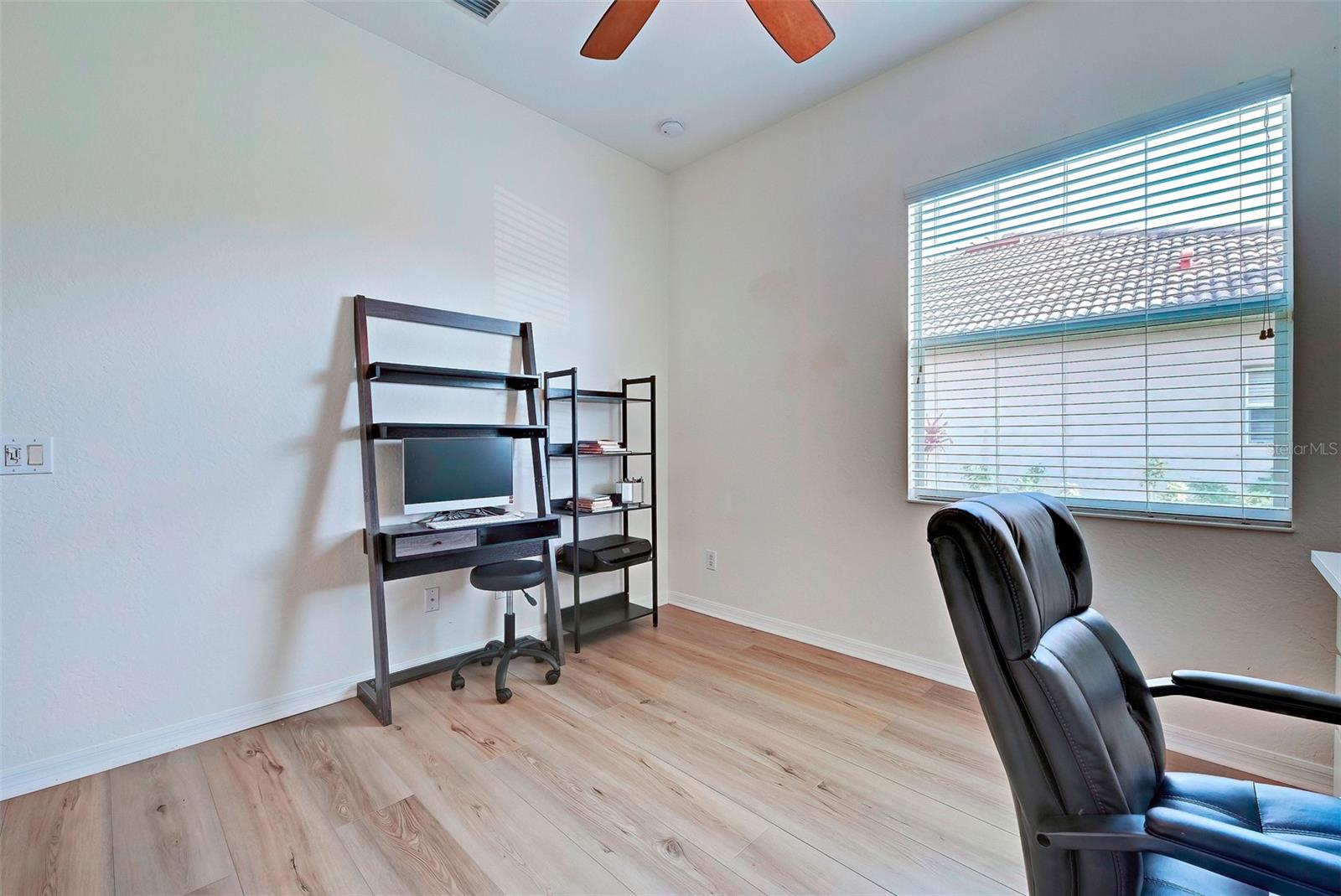 STONEYBROOK AT VENICE - Residential Lease