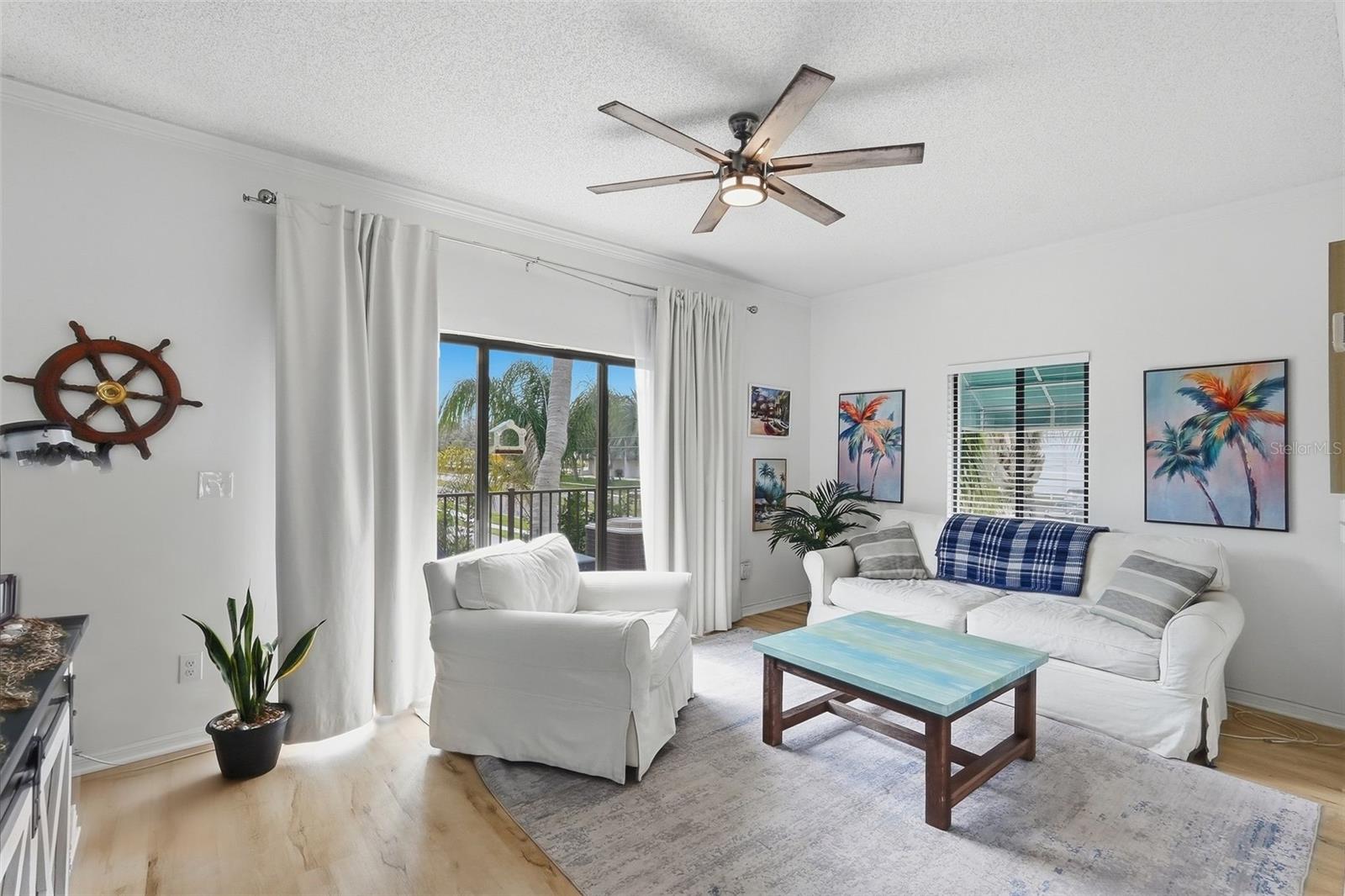 325 ISLAND WAY 101