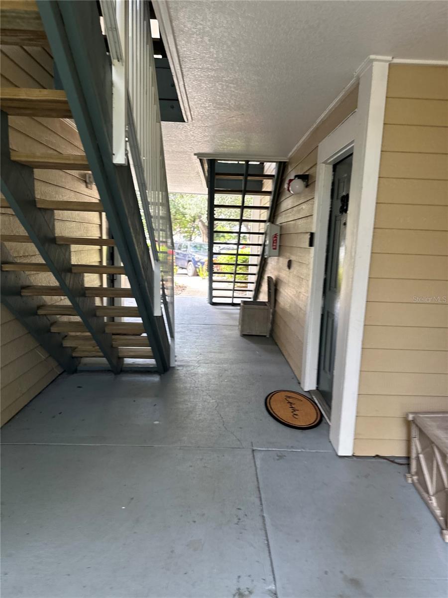 10024 STRAFFORD OAK COURT 803