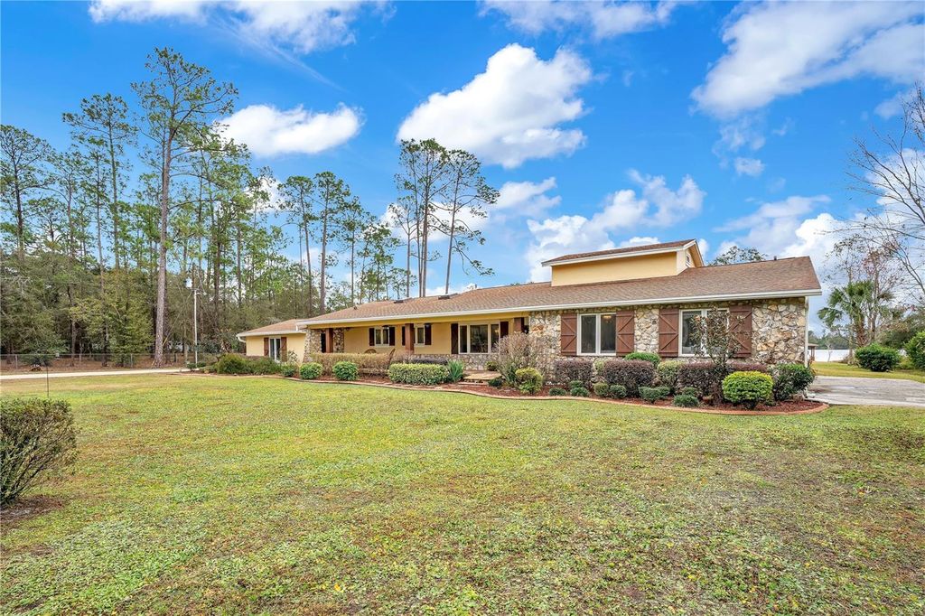 Photo of 11450 Fangorn Road, Orlando, FL 32825 (MLS # O6377245)