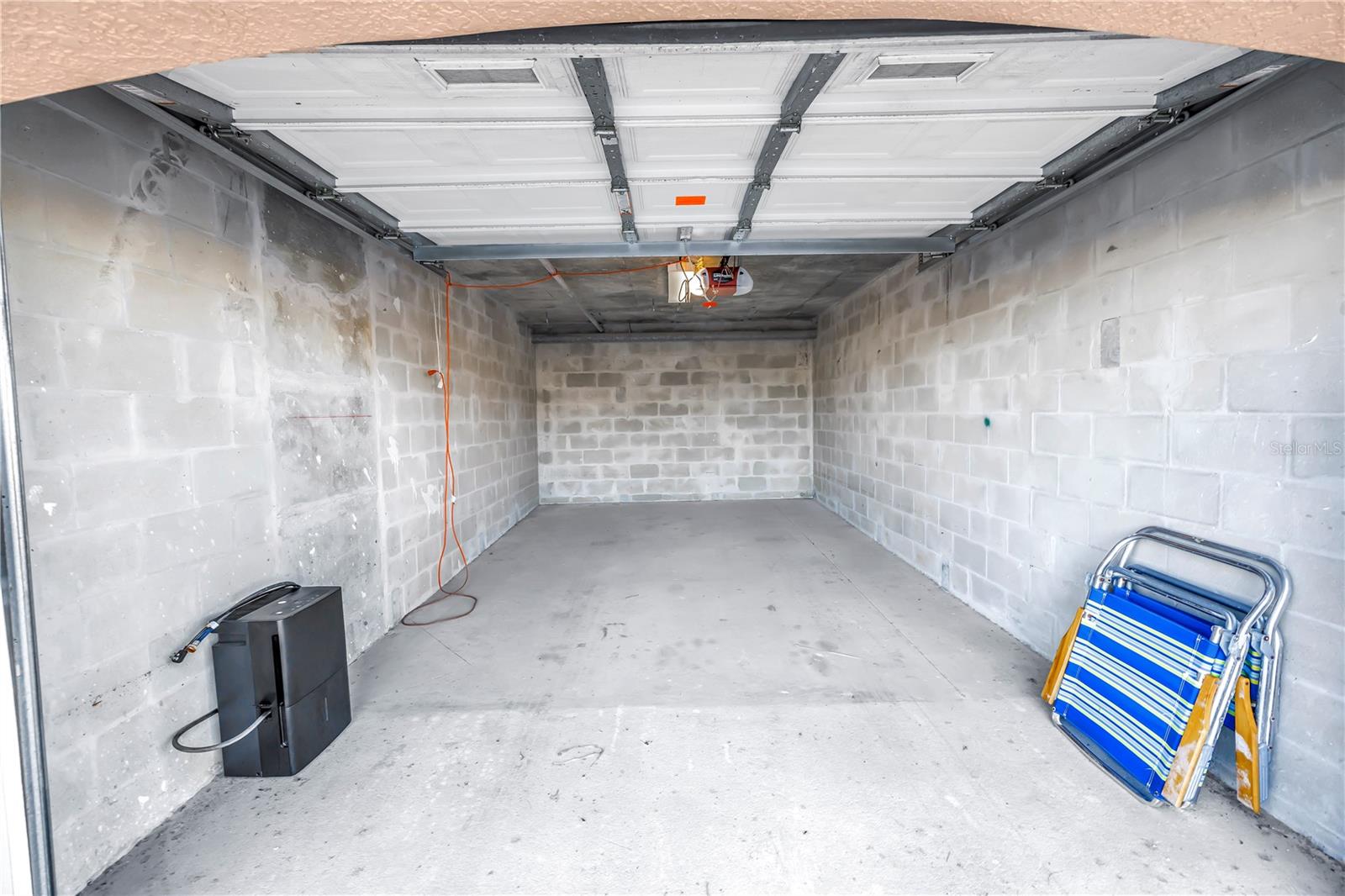 LA CONTESSA CONDO - Residential