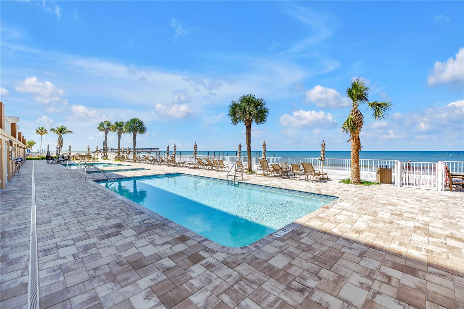 LA CONTESSA CONDO - Residential