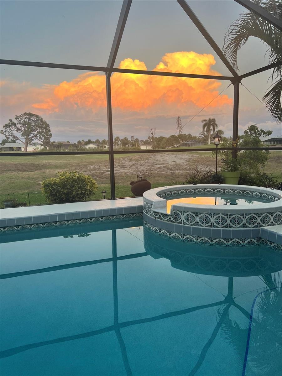 ROTONDA WEST PEBBLE BEACH - Residential