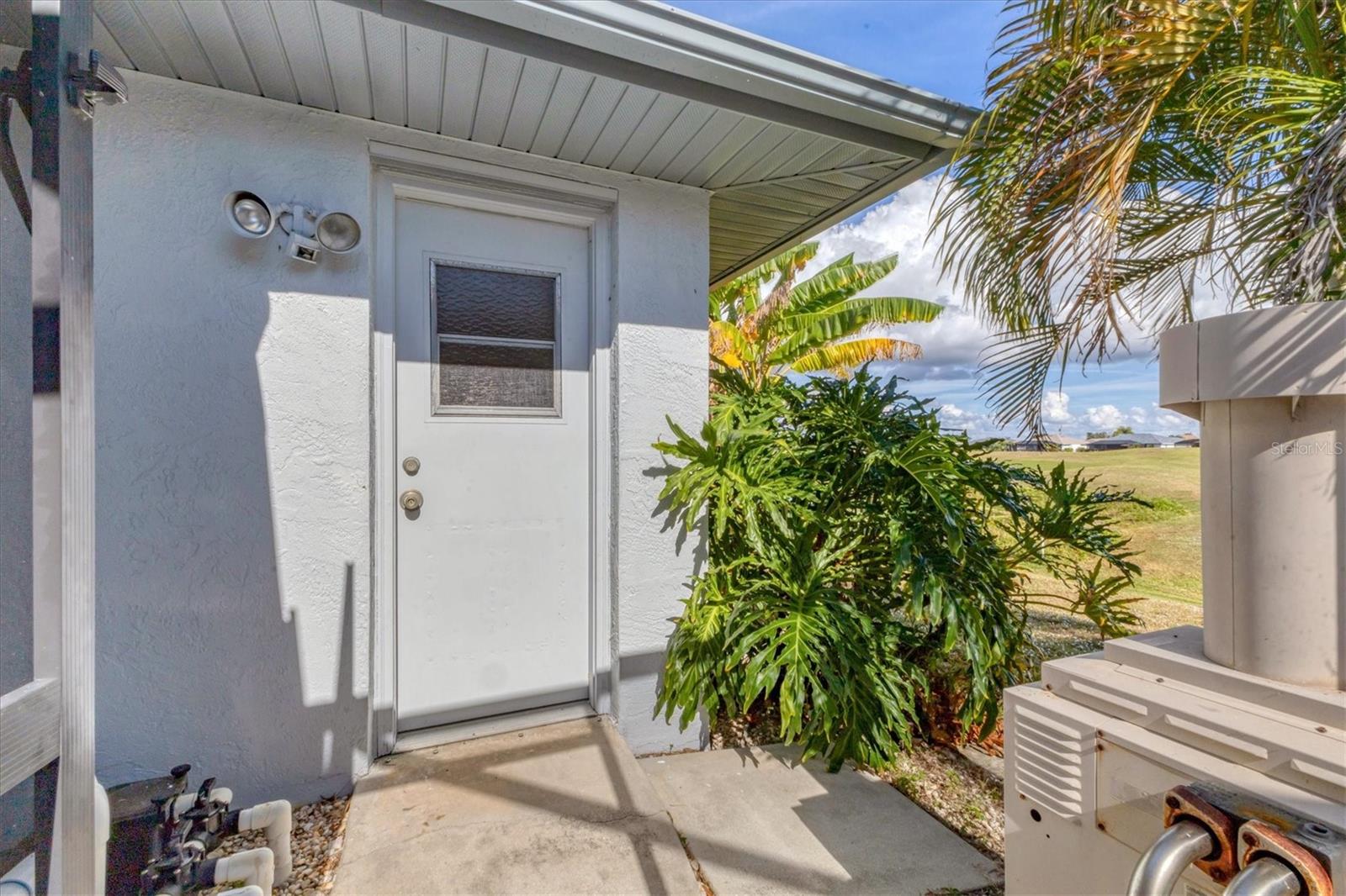 ROTONDA WEST PEBBLE BEACH - Residential