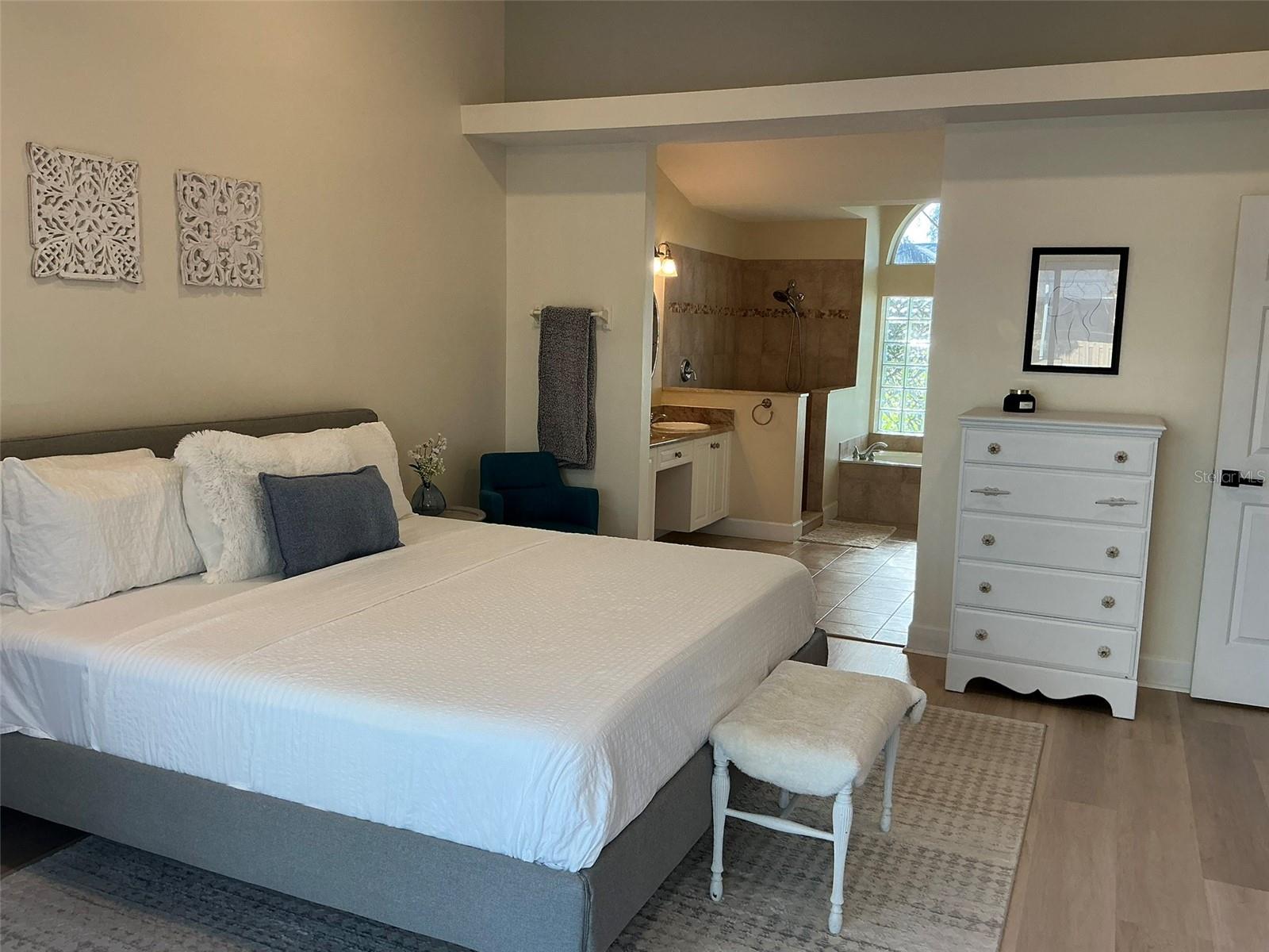 COUNTRYSIDE WEST - Residential