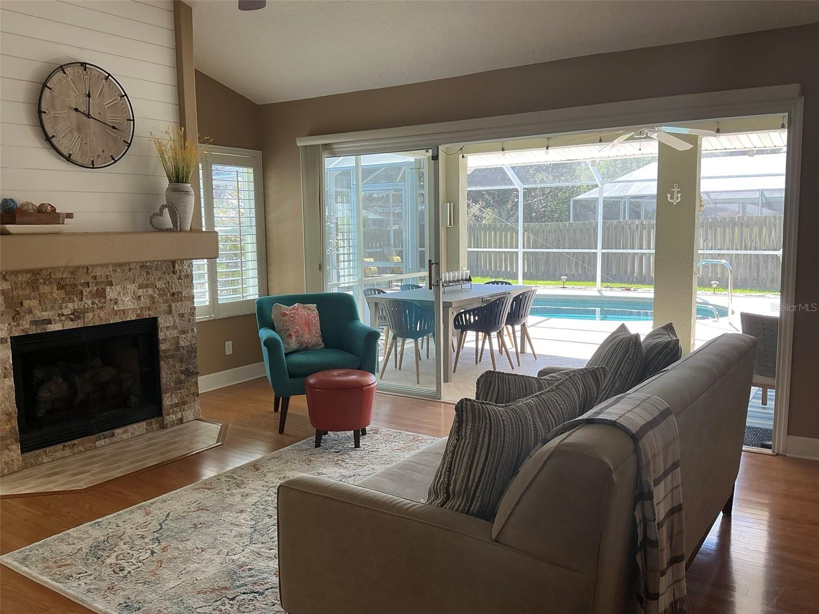 COUNTRYSIDE WEST - Residential