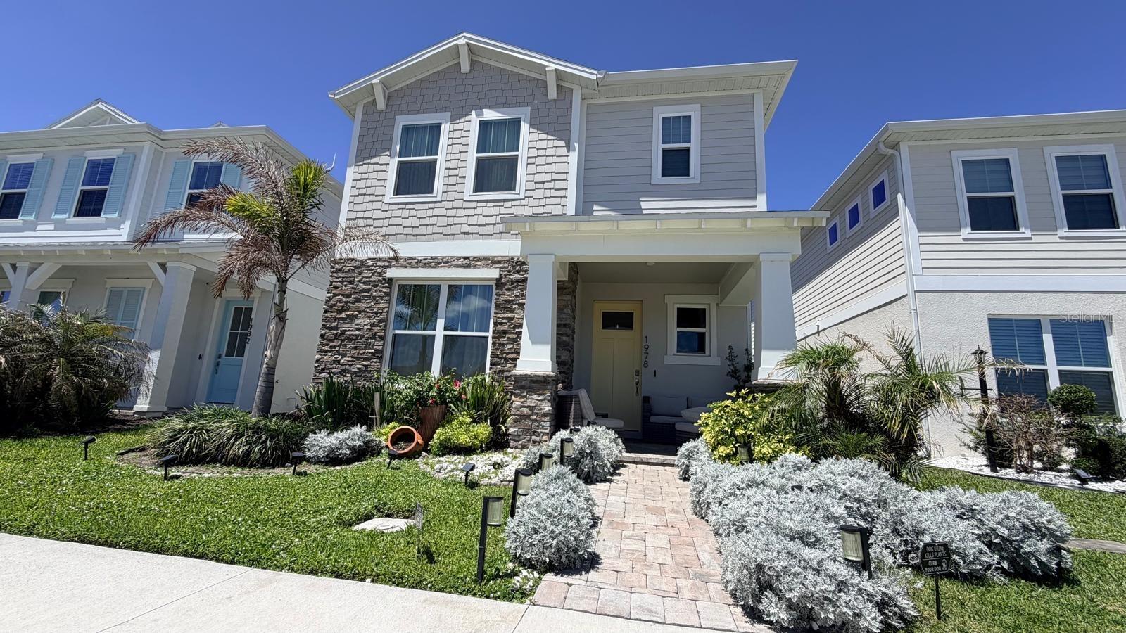 TRINITY PLACE PH 1 - Residential Lease