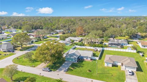 A home in LAKELAND