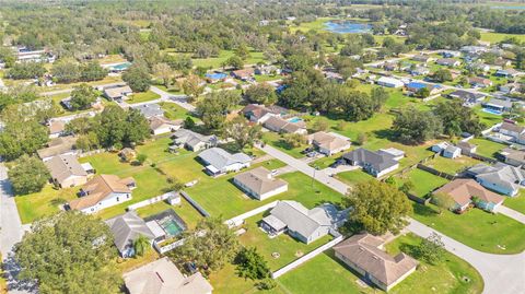 A home in LAKELAND