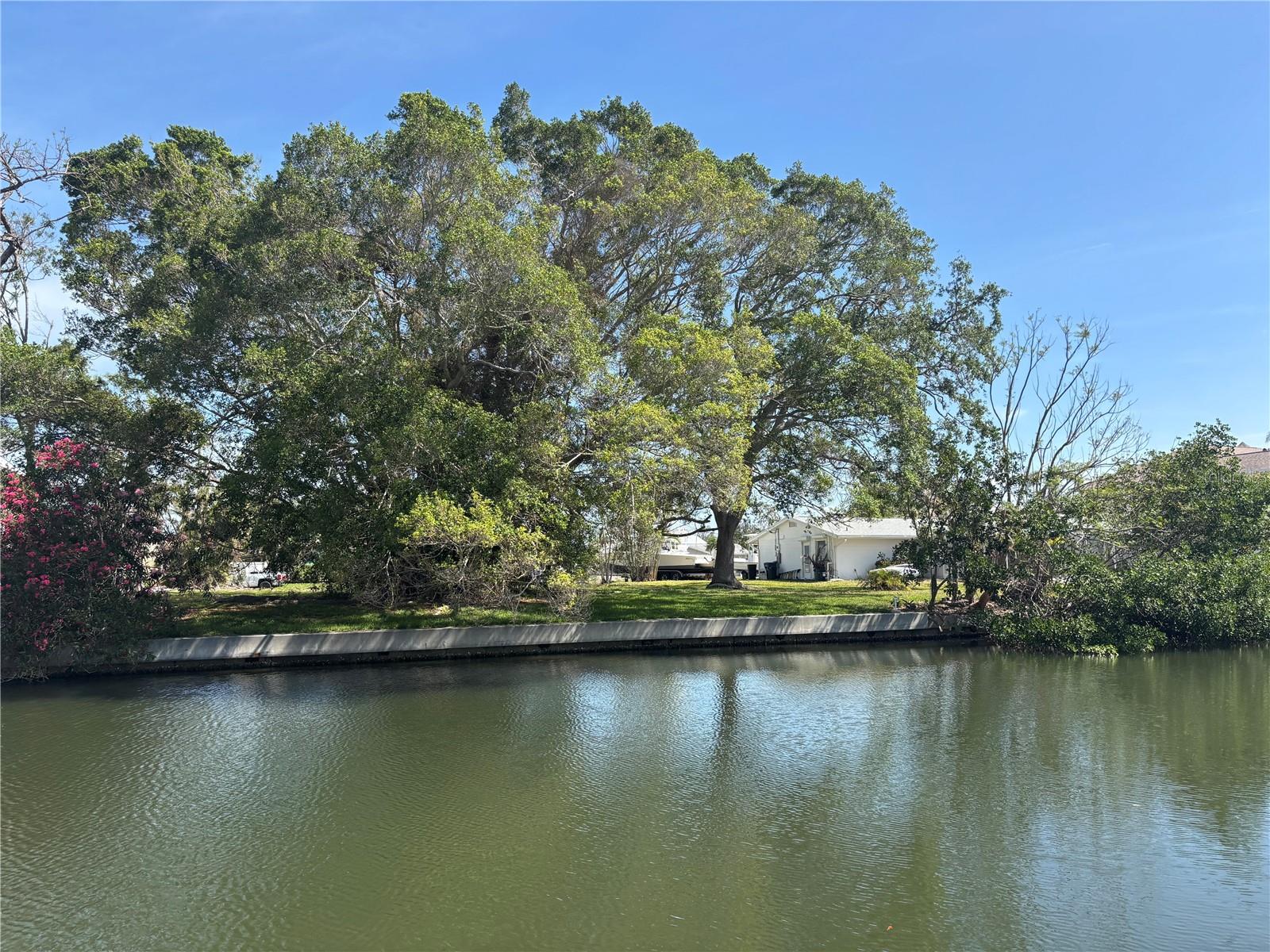 GULF & BAY ESTATES UNIT 4 CORR - Land