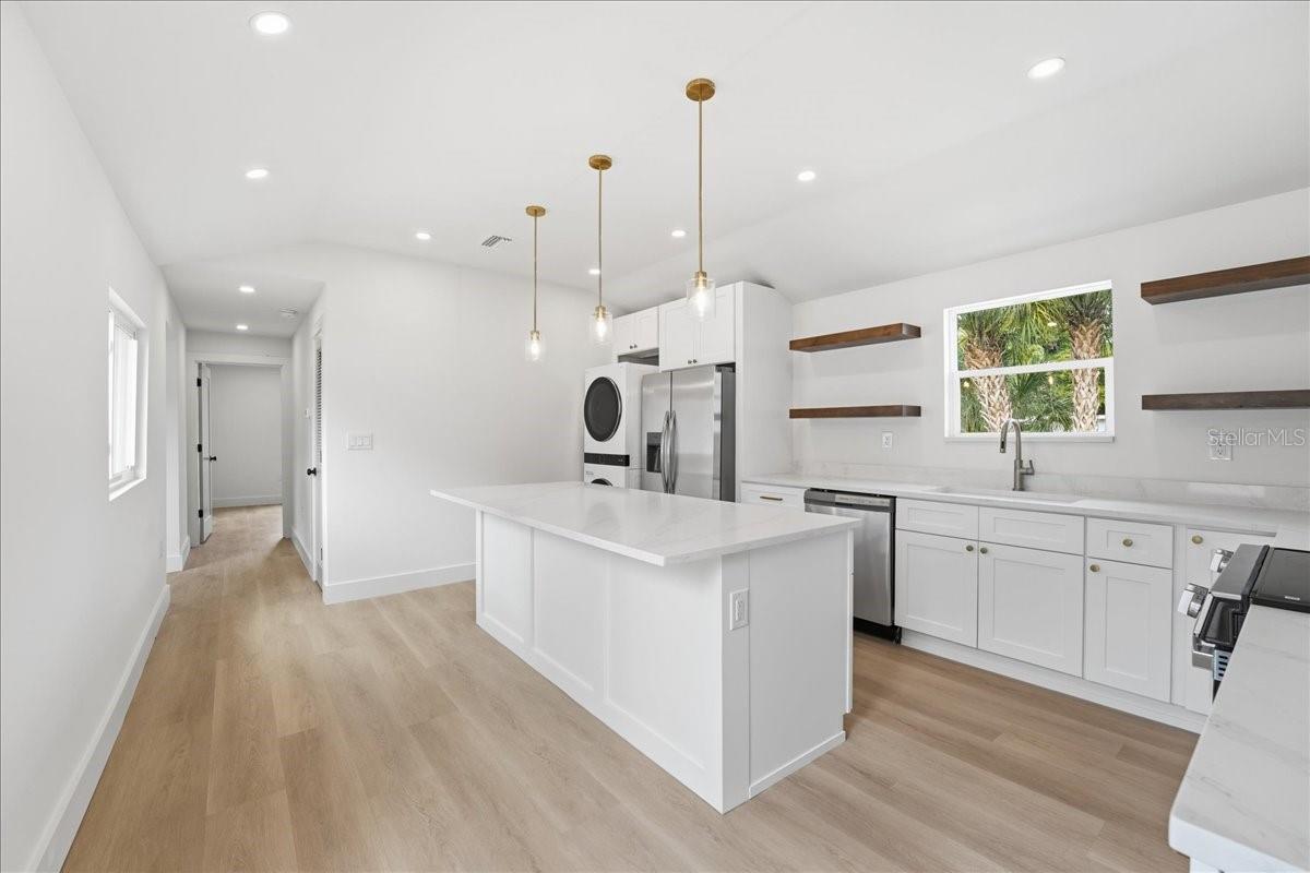 1205 40TH STREET W