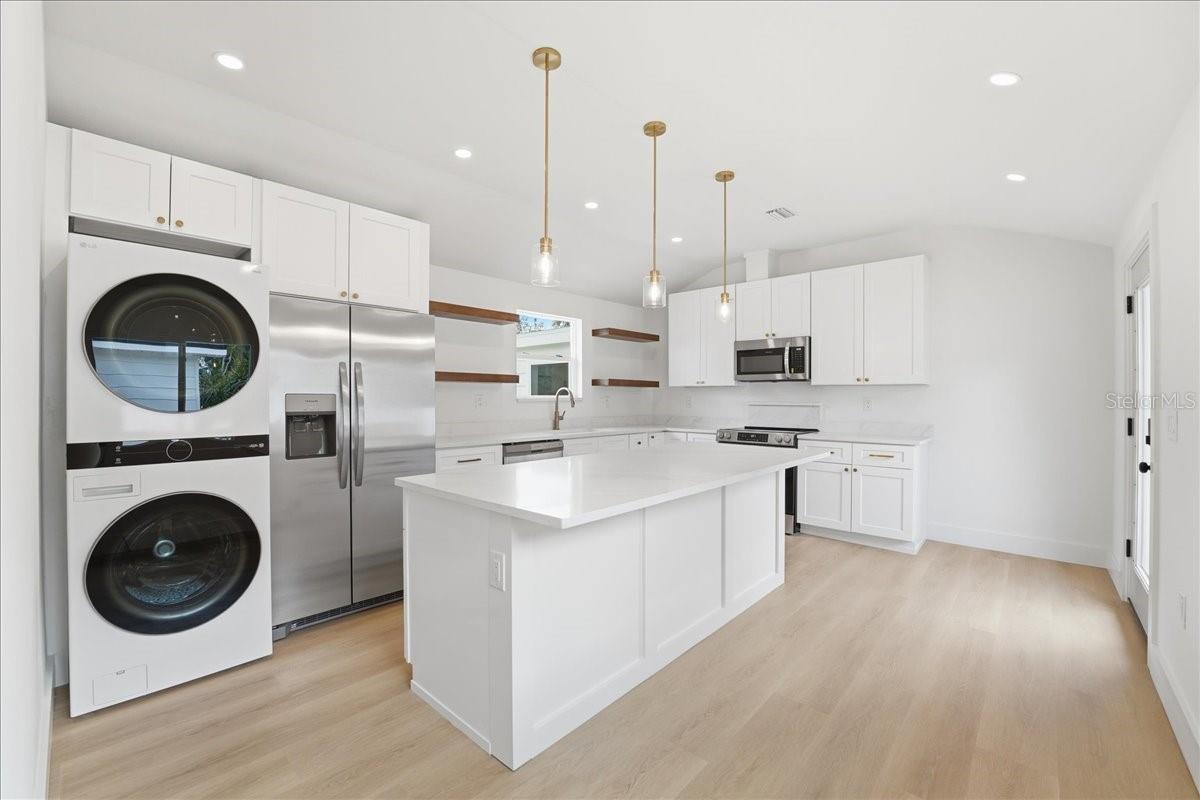 1205 40TH STREET W
