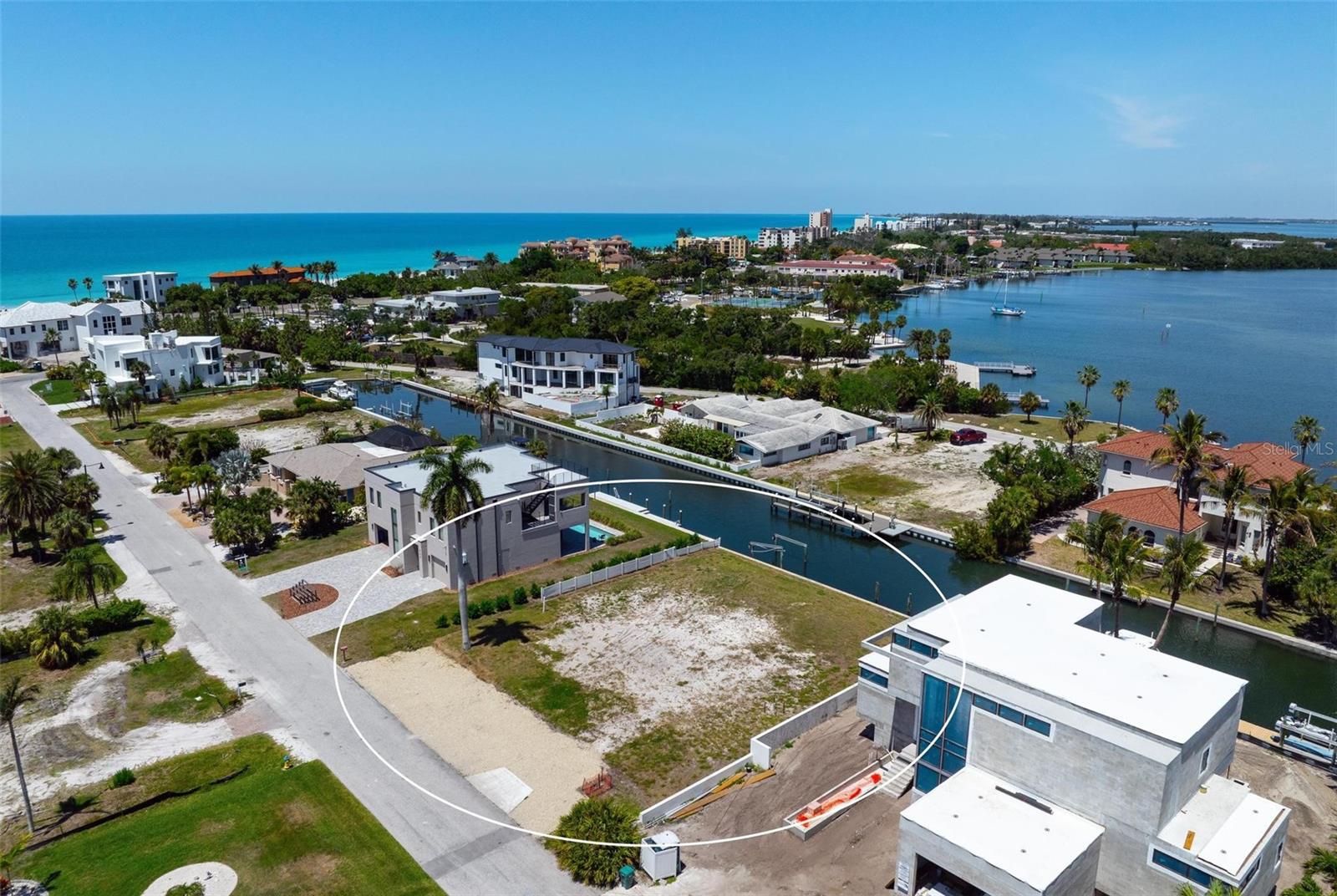 LONGBOAT KEY ESTATES - Land