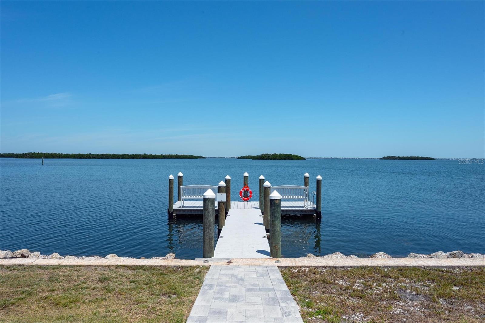 LONGBOAT KEY ESTATES - Land