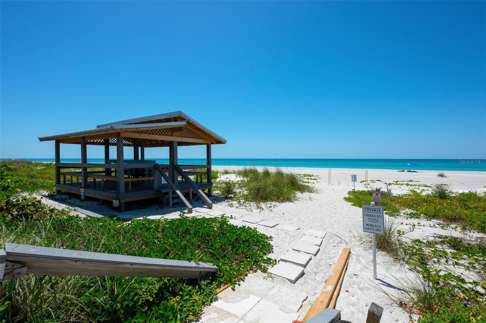 LONGBOAT KEY ESTATES - Land