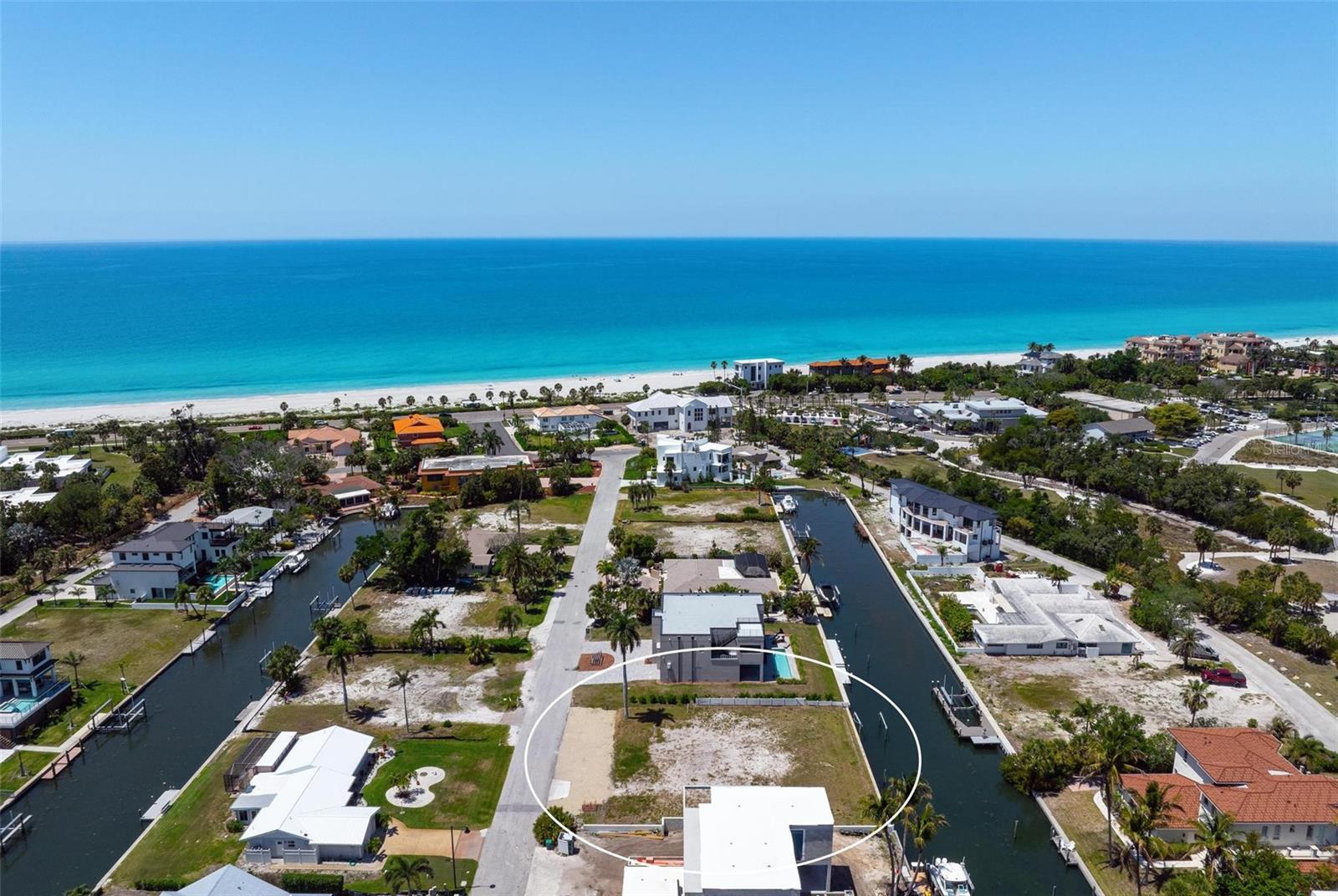 LONGBOAT KEY ESTATES - Land