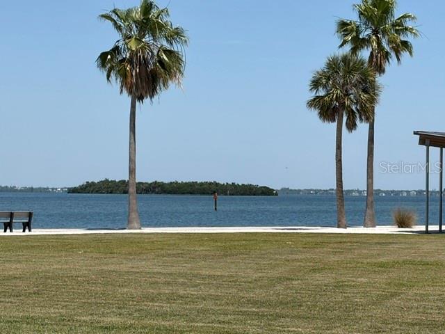 LONGBOAT KEY ESTATES - Land