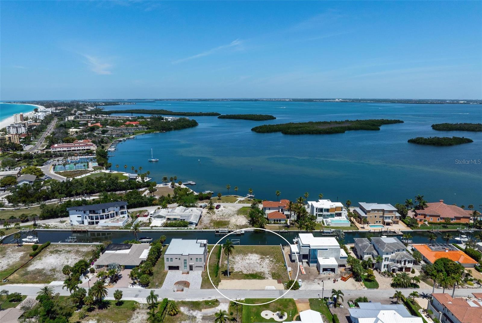 LONGBOAT KEY ESTATES - Land