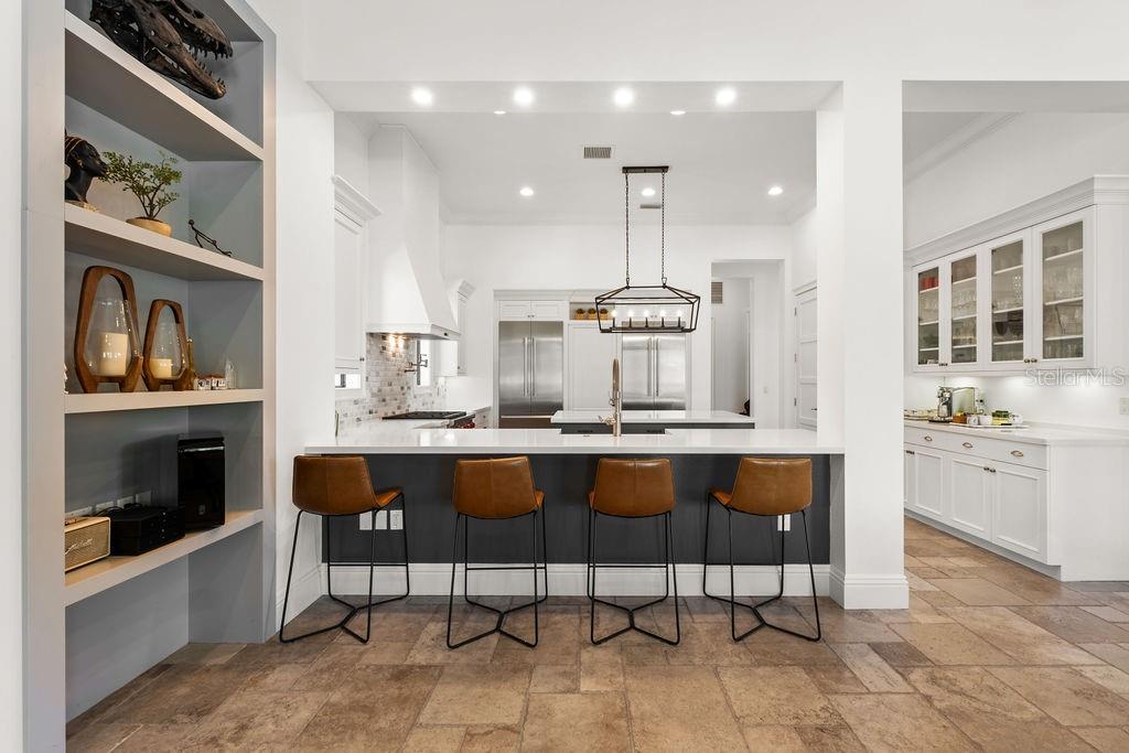 KEENES POINTE - Residential