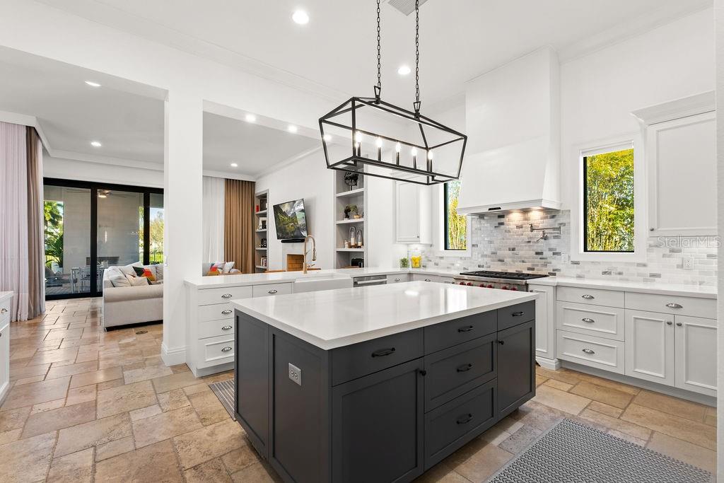 KEENES POINTE - Residential