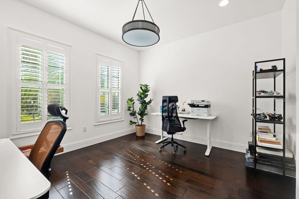 KEENES POINTE - Residential