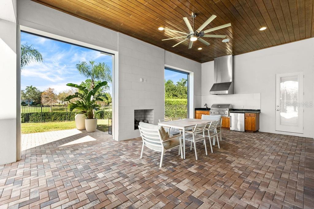 KEENES POINTE - Residential