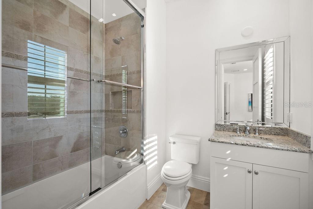 KEENES POINTE - Residential