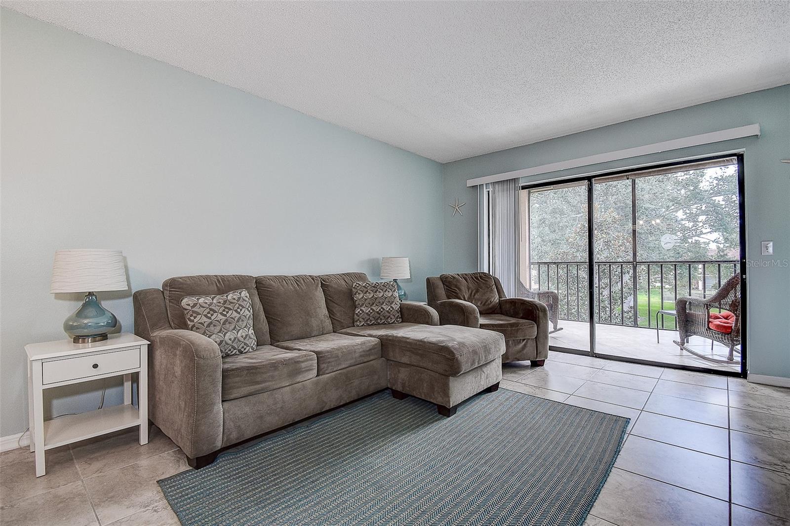 LABELLE CONDO - Residential