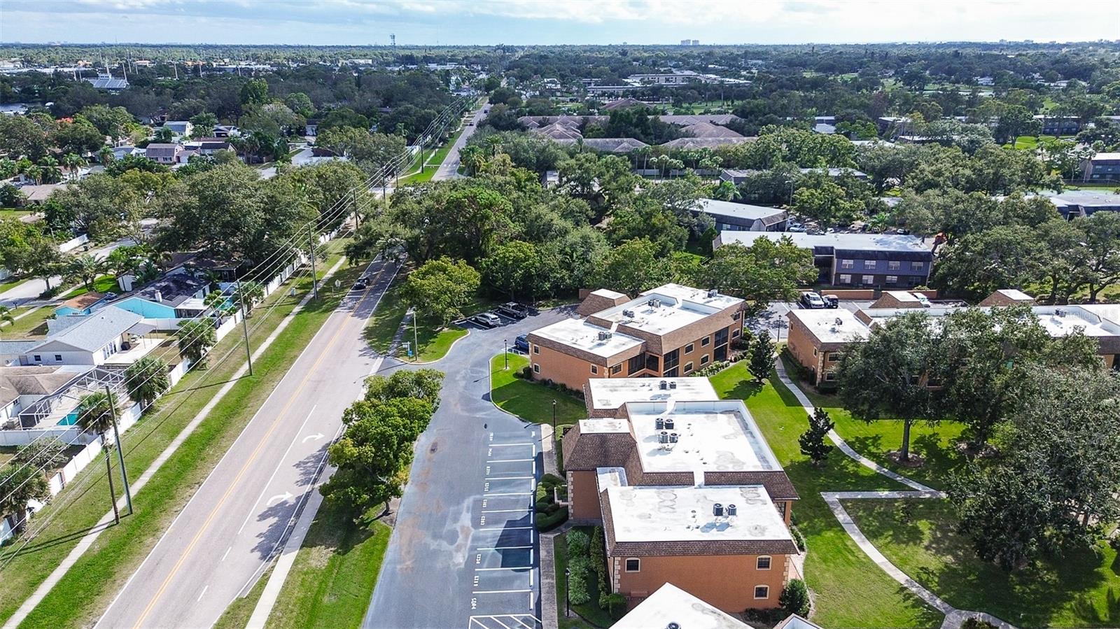 LABELLE CONDO - Residential