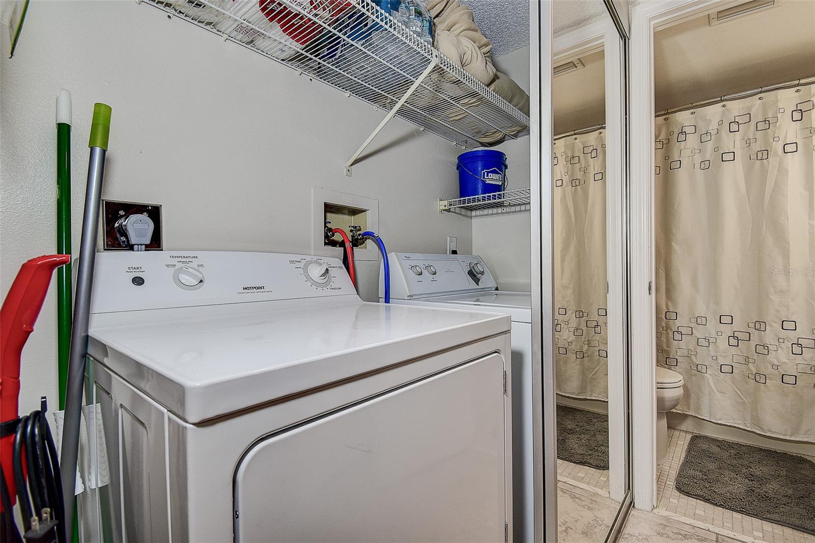 LABELLE CONDO - Residential