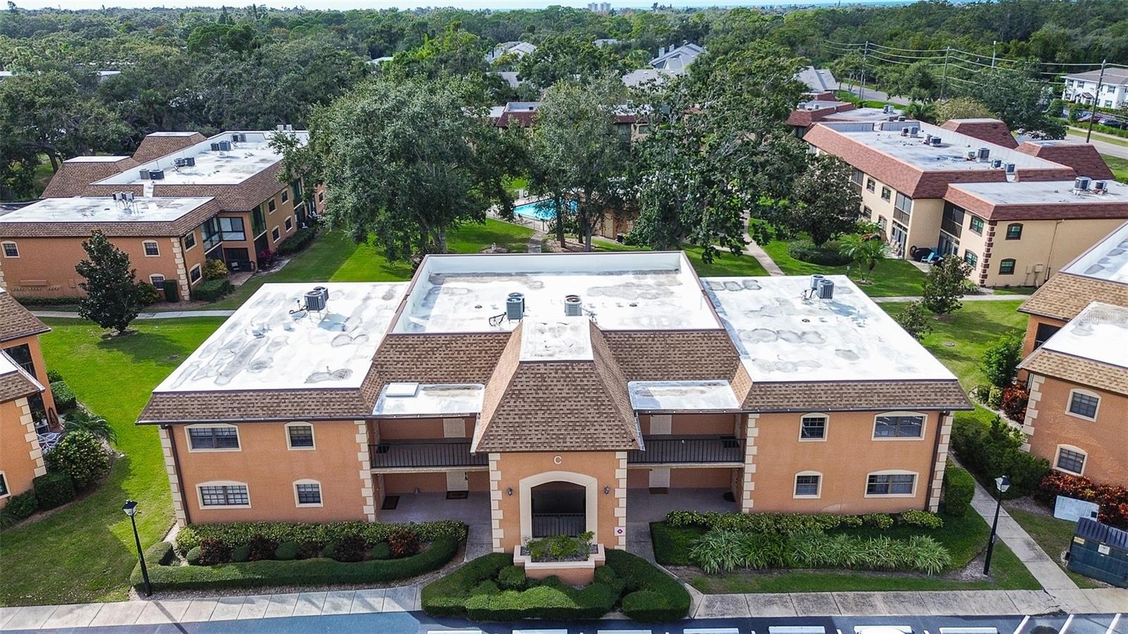 LABELLE CONDO - Residential