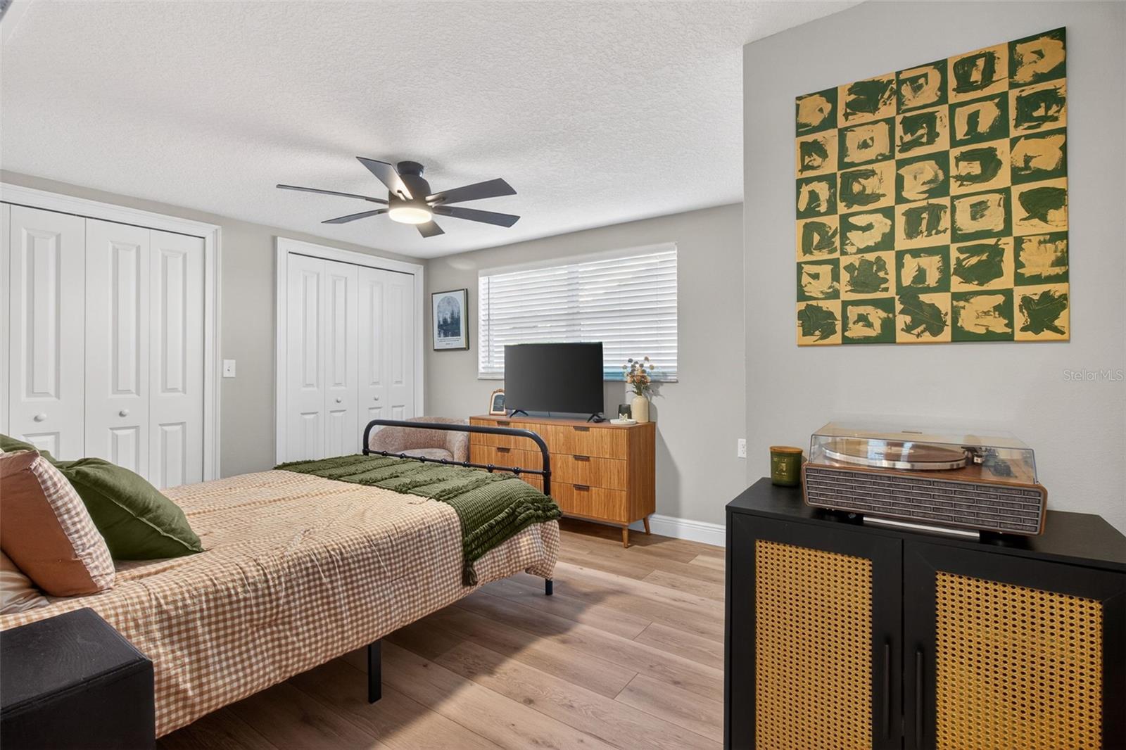 SUNSET HILLS REP - Residential