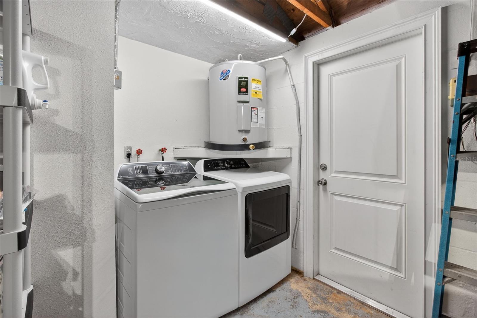 SUNSET HILLS REP - Residential