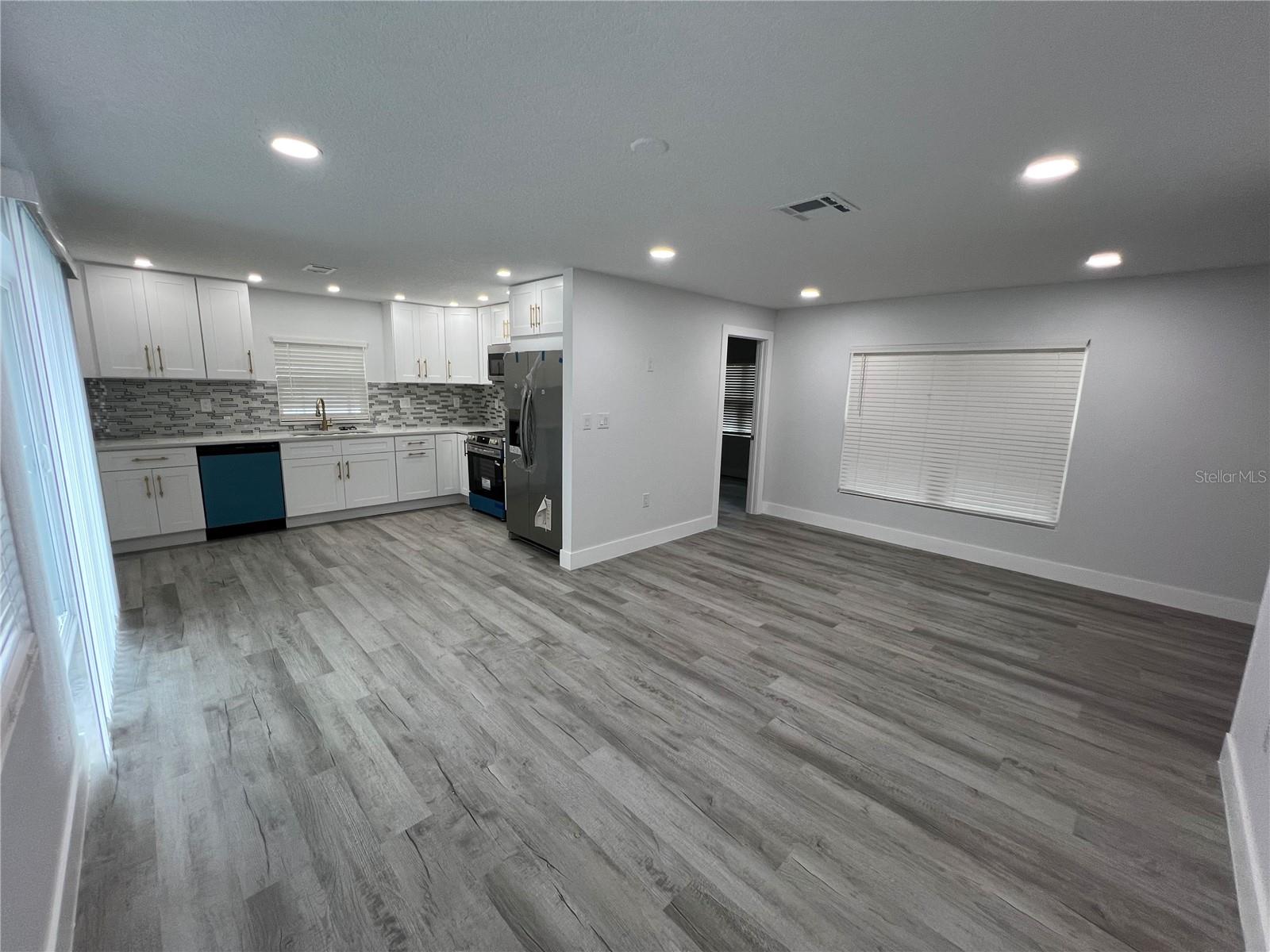 TEMPLE CREST UNIT 2 - Residential